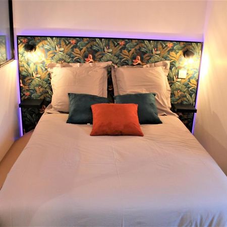 Pontivy Centre, Studio Confort Apartment Luaran gambar